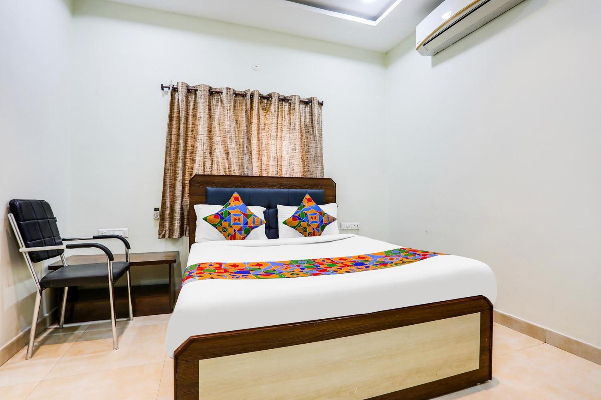 Fabhotel Johar Inn Райпур Экстерьер фото