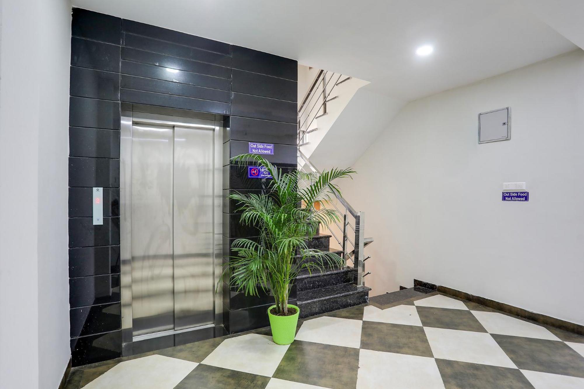Fabhotel Johar Inn Райпур Экстерьер фото